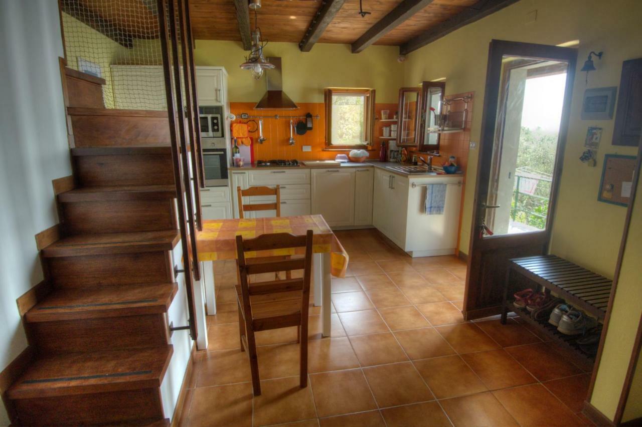 קורניליה Il Sole Di Valletonda Holiday House מראה חיצוני תמונה