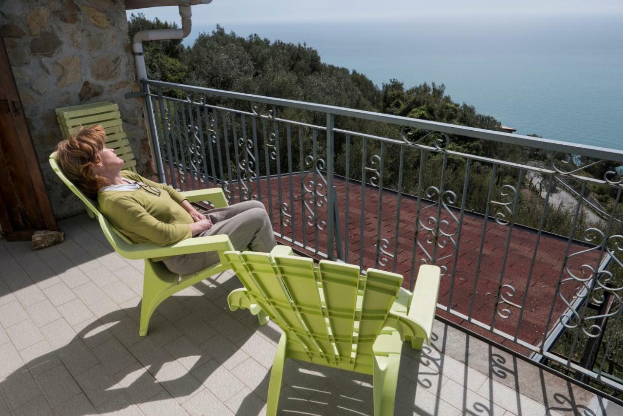 קורניליה Il Sole Di Valletonda Holiday House מראה חיצוני תמונה